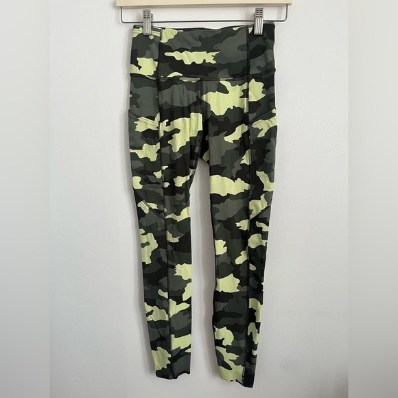 lululemon athletica Pants - Lululemon Fast and Free Tight 25" Nulux - Heritage 365 Camo Crispin Green - US 4